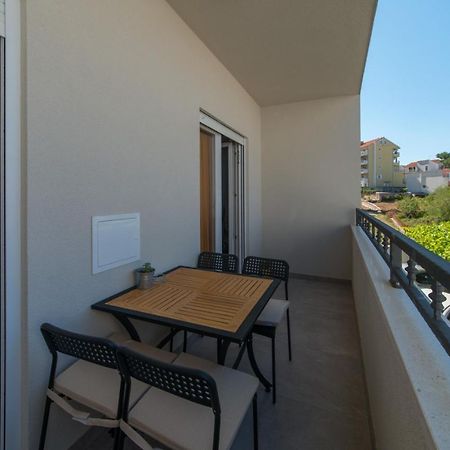 Apartmani Spiline Baška Voda Extérieur photo