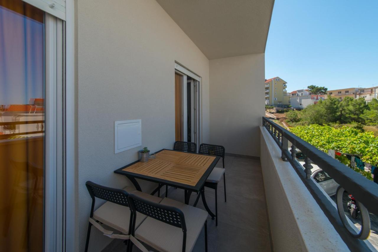 Apartmani Spiline Baška Voda Extérieur photo
