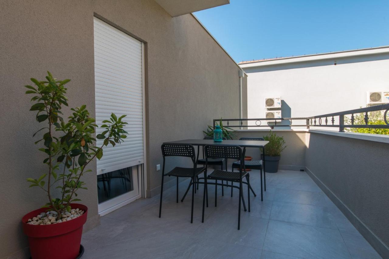 Apartmani Spiline Baška Voda Extérieur photo