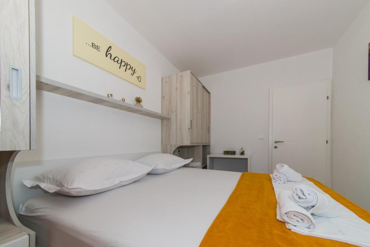 Apartmani Spiline Baška Voda Extérieur photo