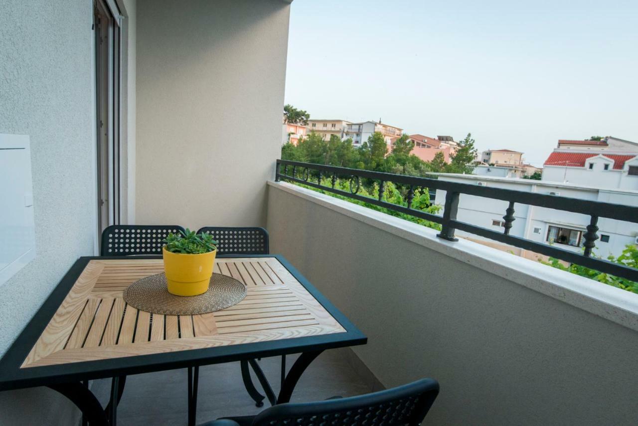 Apartmani Spiline Baška Voda Extérieur photo