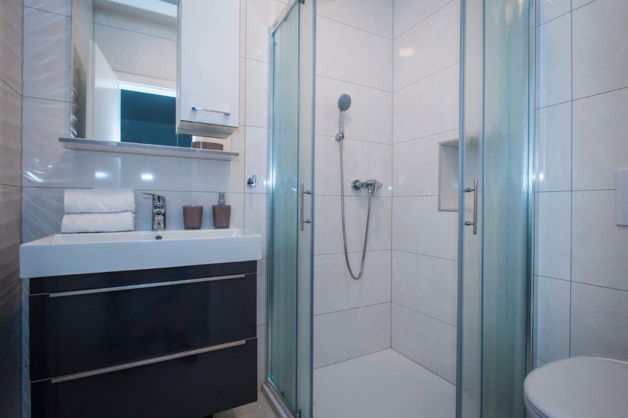 Apartmani Spiline Baška Voda Extérieur photo